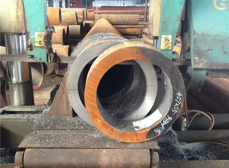 昭觉大口径厚壁无缝钢管零切