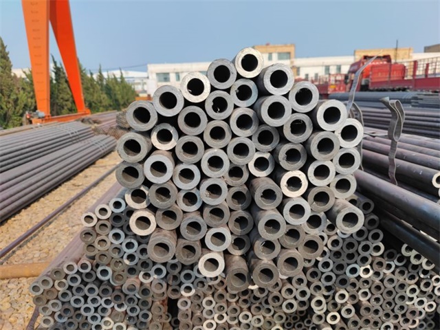 昭觉16Mn小口径无缝钢管